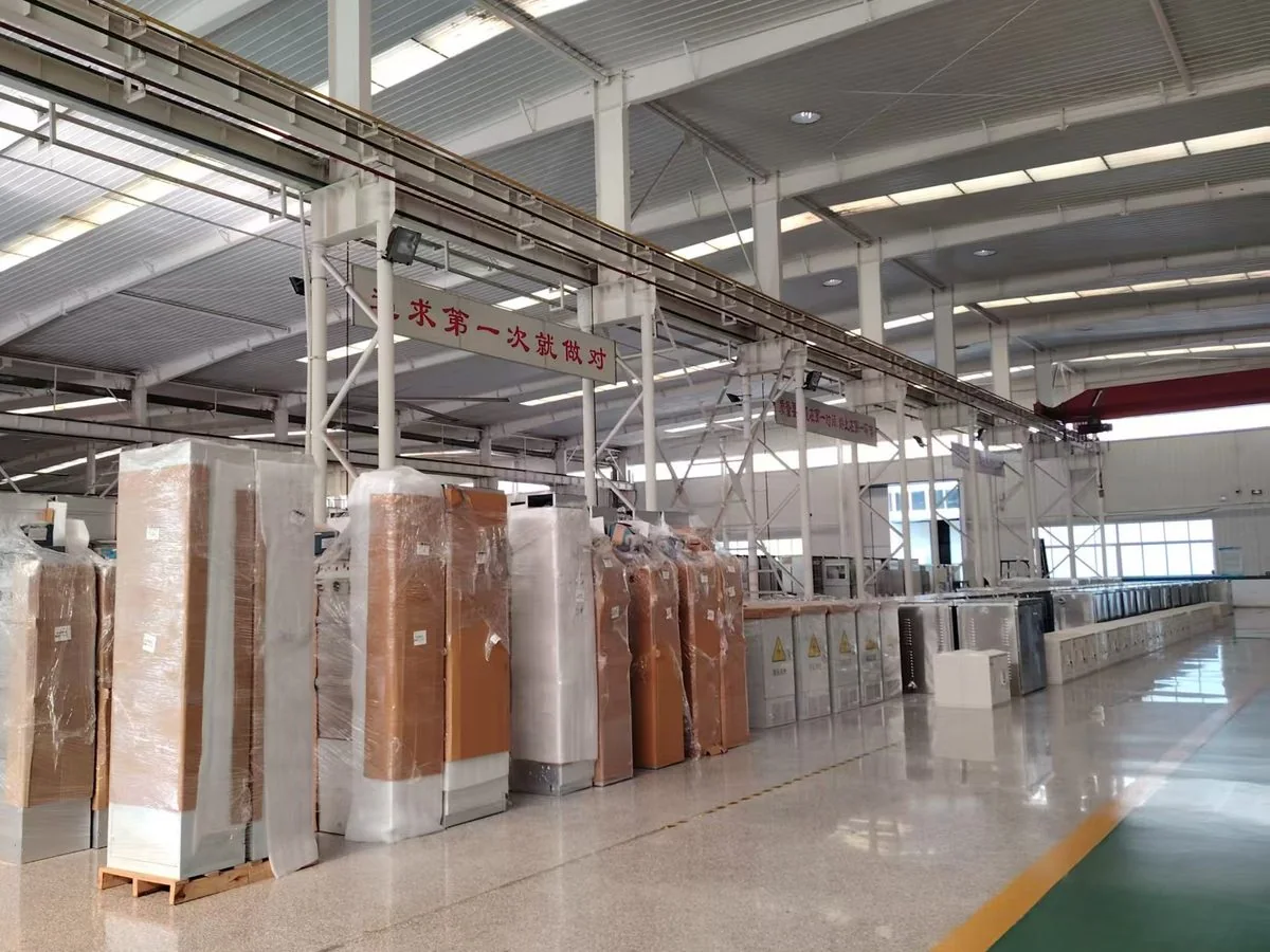 Low-voltage distribution panel — real unit