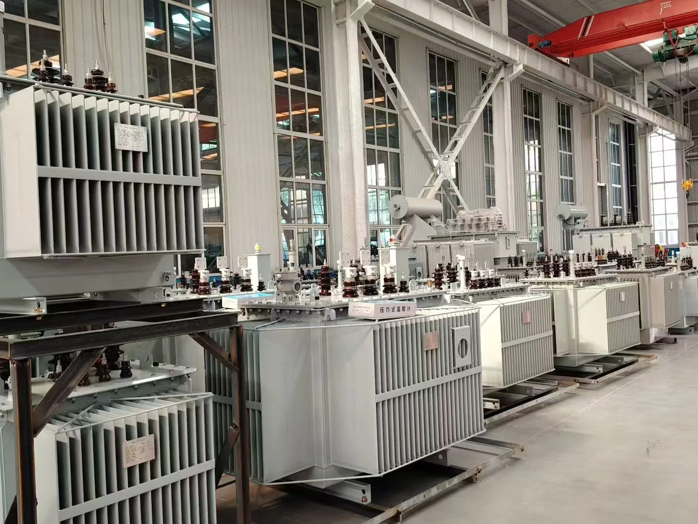 Distribution transformer, finished unit
